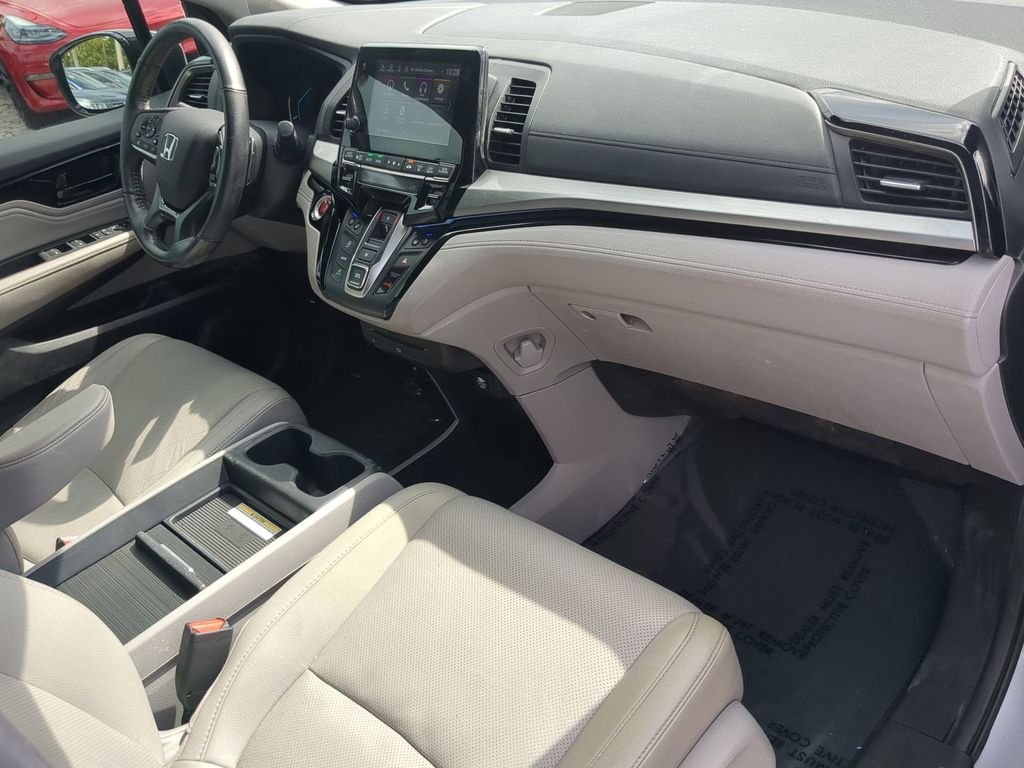 Used 2020 Silver Honda Elite image 12