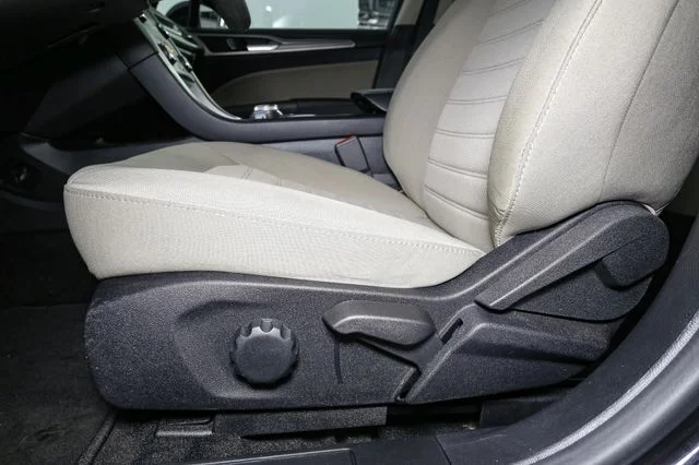 Used 2020 Black Ford S image 34