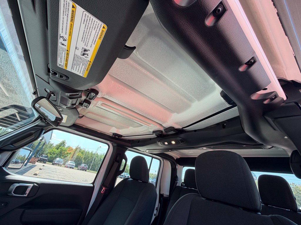 Used 2025 White Jeep Sport image 27