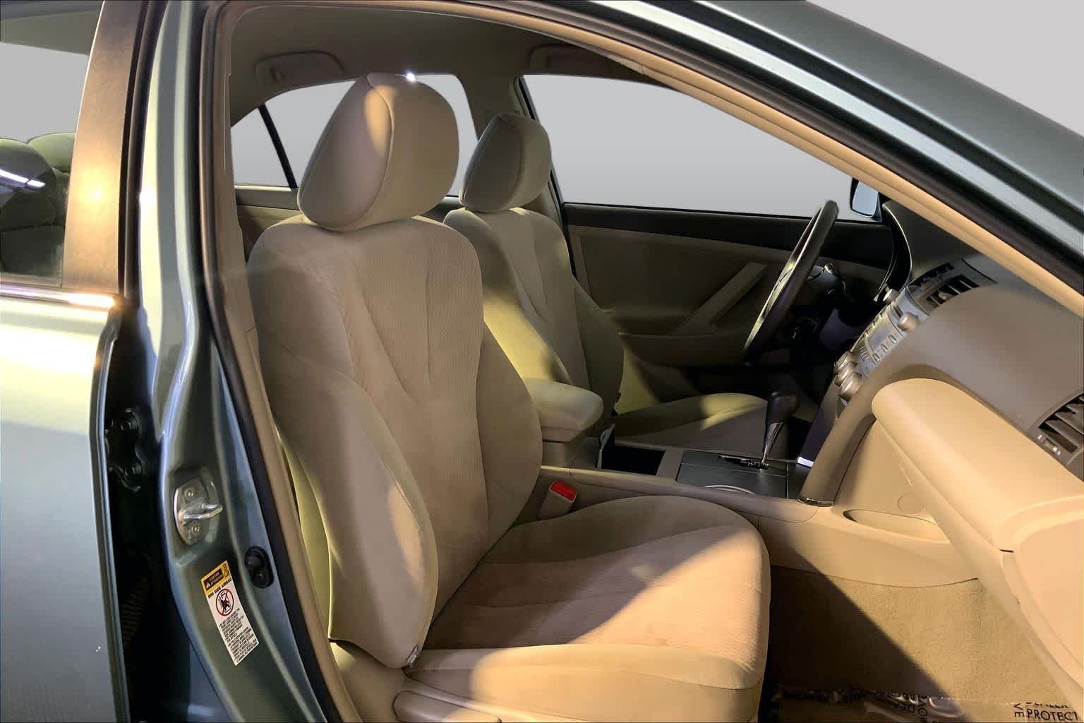 Used 2011 Aloe Green Metallic Toyota LE image 7