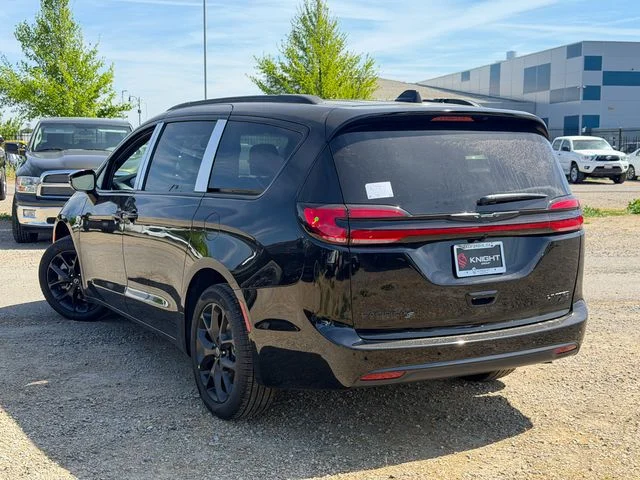 New 2026 Black Chrysler Limited image 9