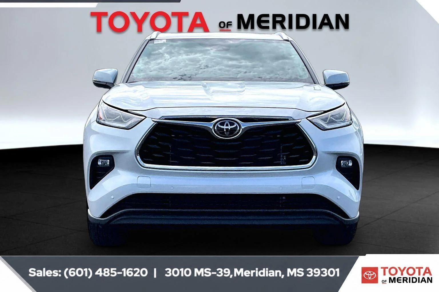 Used 2026 Wind Chill Pearl Toyota Limited image 3