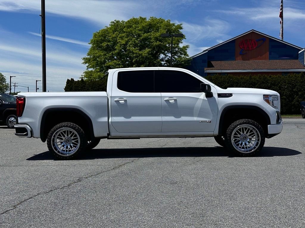 Used 2021 SUMMIT WHITE GMC AT4 image 3