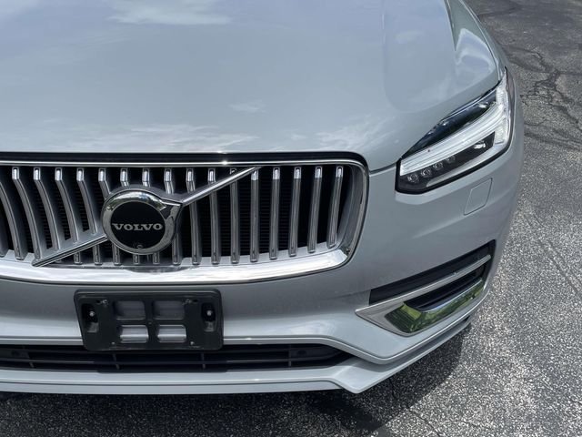 Certified Used 2025 Gray Volvo T8 Plus image 7