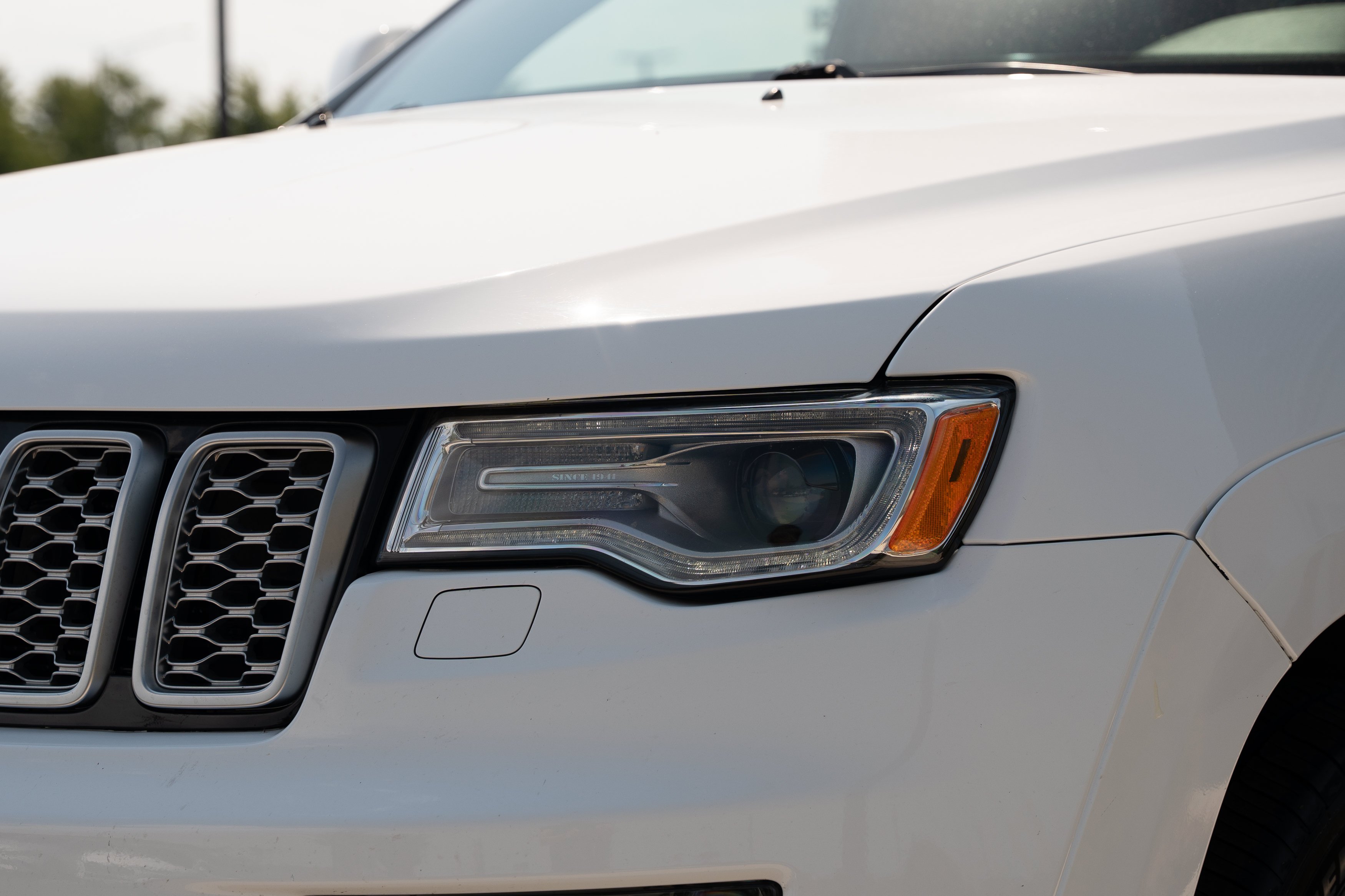 Used 2020 Bright White Clearcoat Jeep Summit image 36