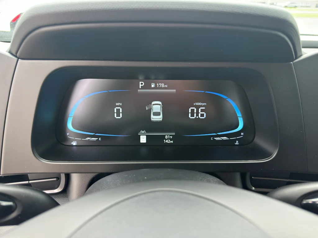New 2026 Abyss Black Hyundai SEL Sport Premium image 17