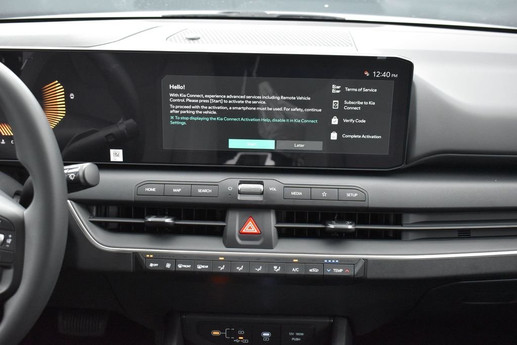 New 2026 Snow White Pearl Kia LXS image 15