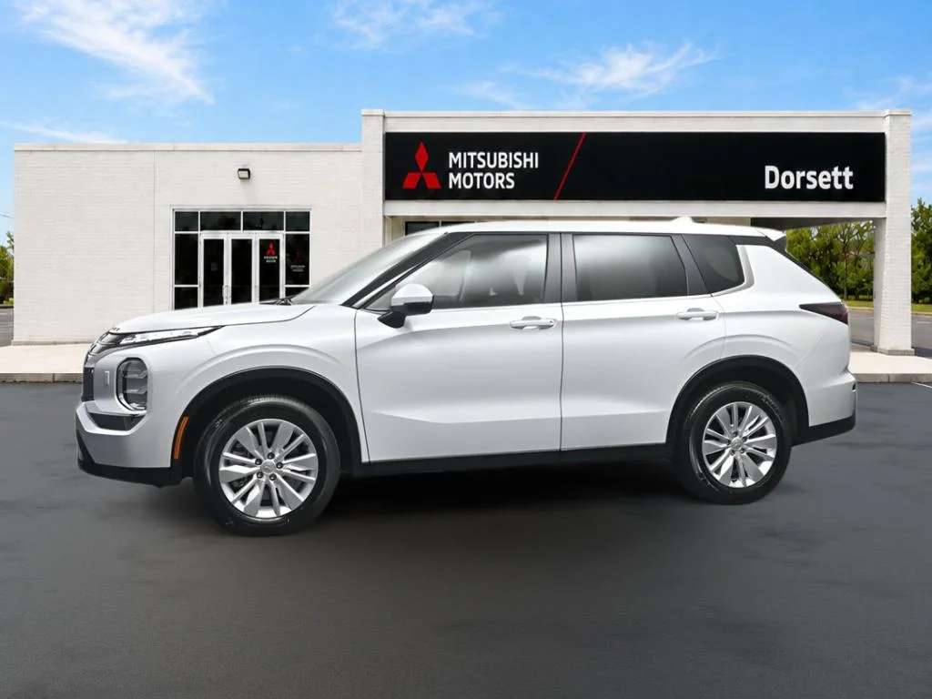 New 2026 White Diamond Mitsubishi ES image 7