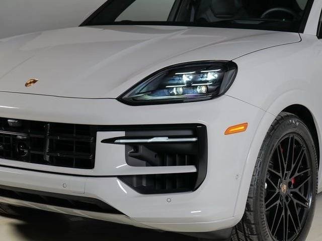 New 2026 Chalk Porsche GTS image 29