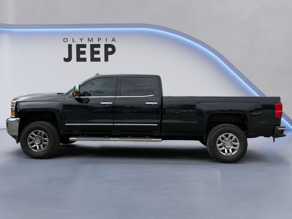 Used 2019 Black Chevrolet LTZ image 2