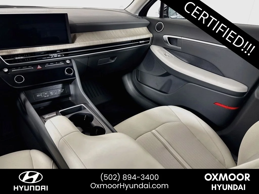 Used 2025 Abyss Black Hyundai SEL image 22