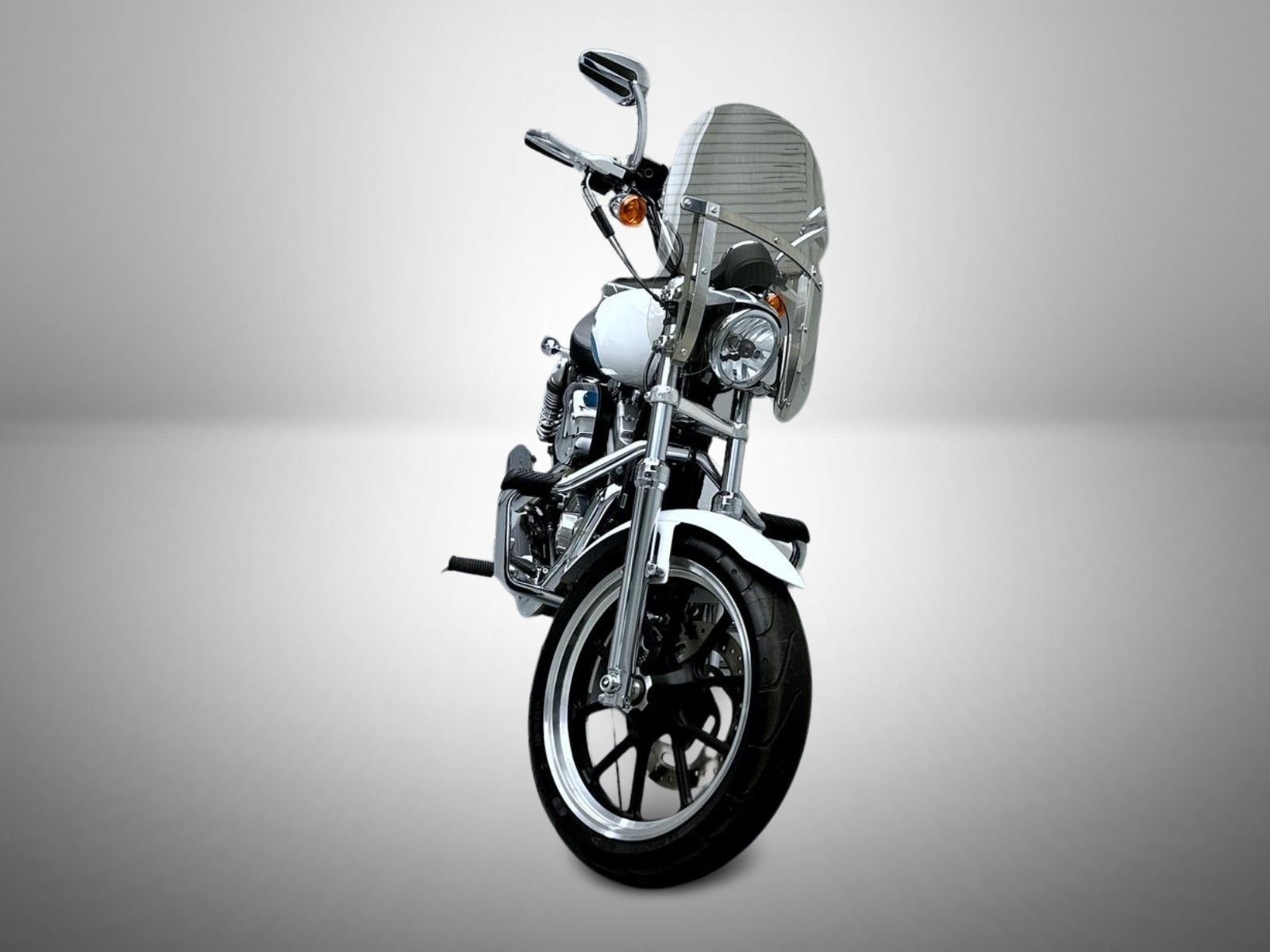 Used 2016 White Harley-Davidson  image 2