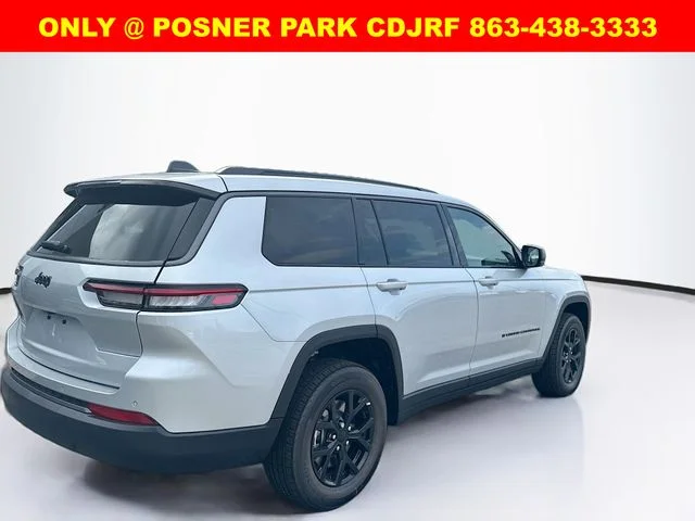 New 2026 Silver Zynith Exterior Paint Jeep Laredo image 5