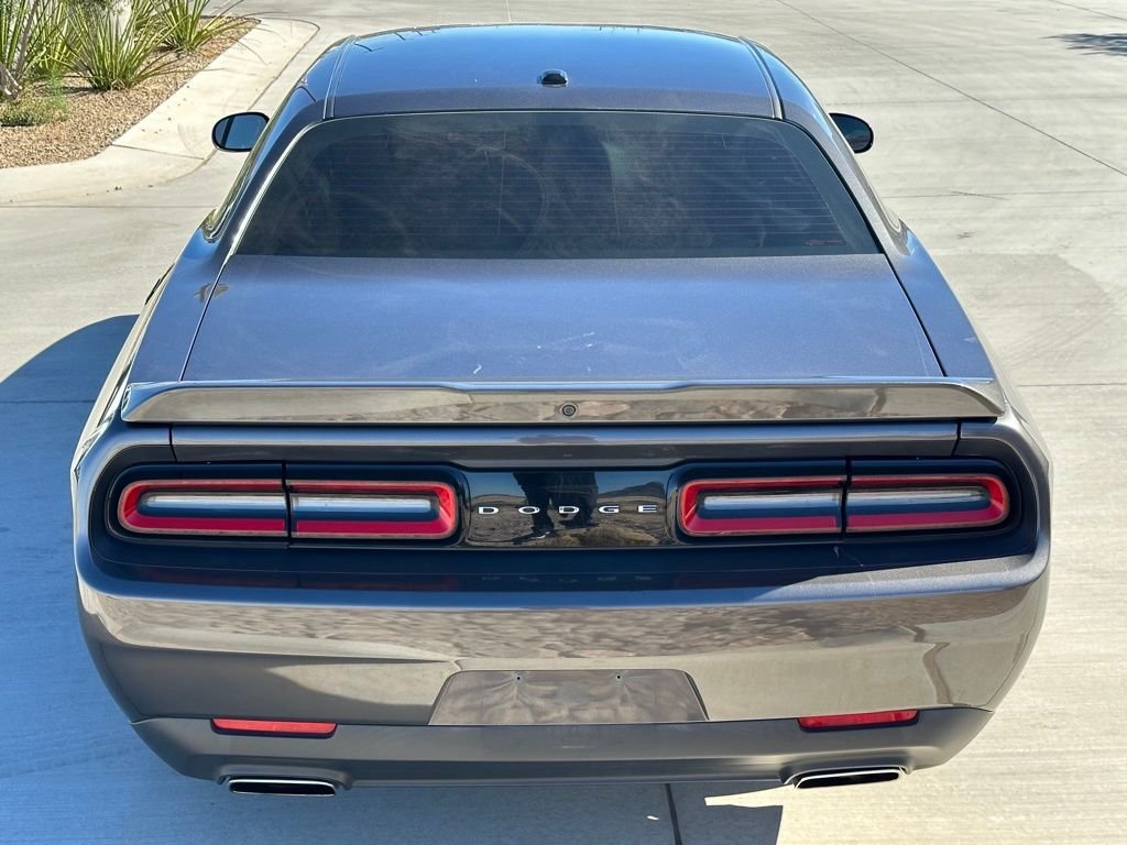 2020 Dodge Challenger SXT photo 3