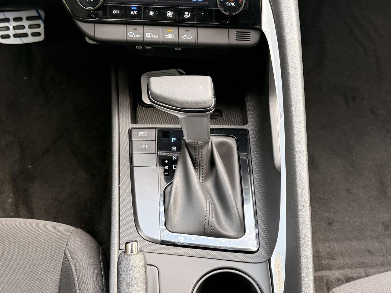 New 2026 Serenity White Pearl Hyundai SEL Sport image 24