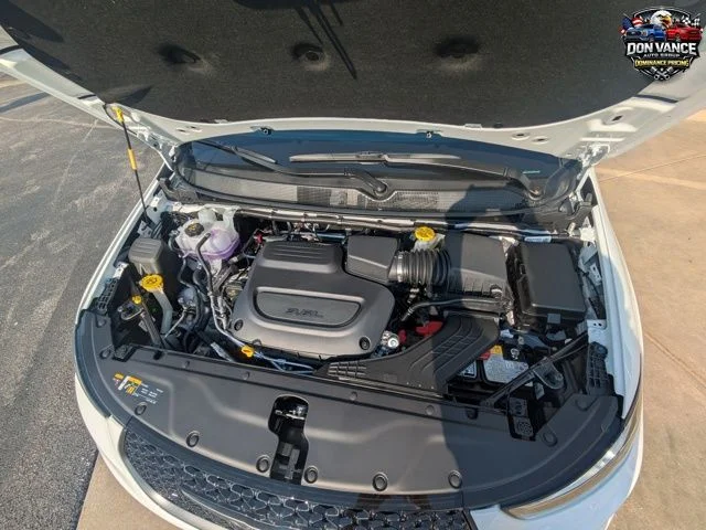2025 Chrysler Pacifica Select - Photo 18