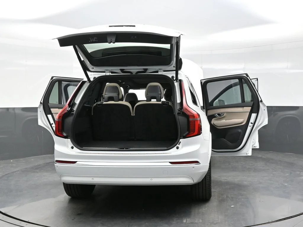 New 2026 Crystal White Volvo Plus image 42