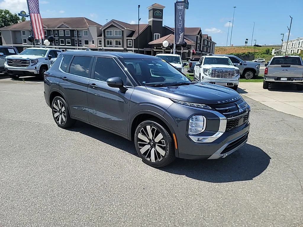 2025 Mitsubishi Outlander
