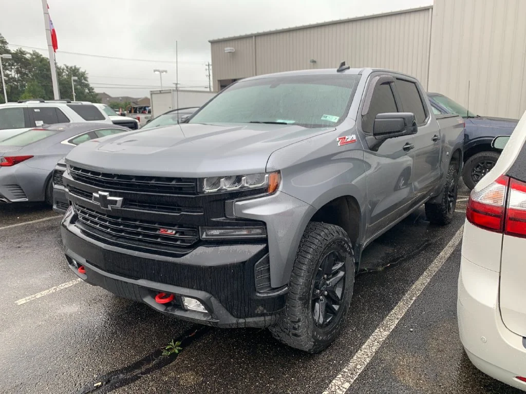 Used 2022 Gray Chevrolet LT Trail Boss image 4