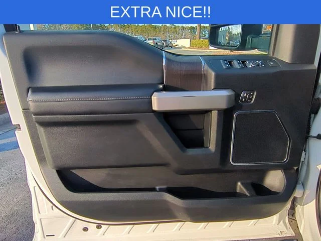 Used 2020 White Ford Lariat image 25
