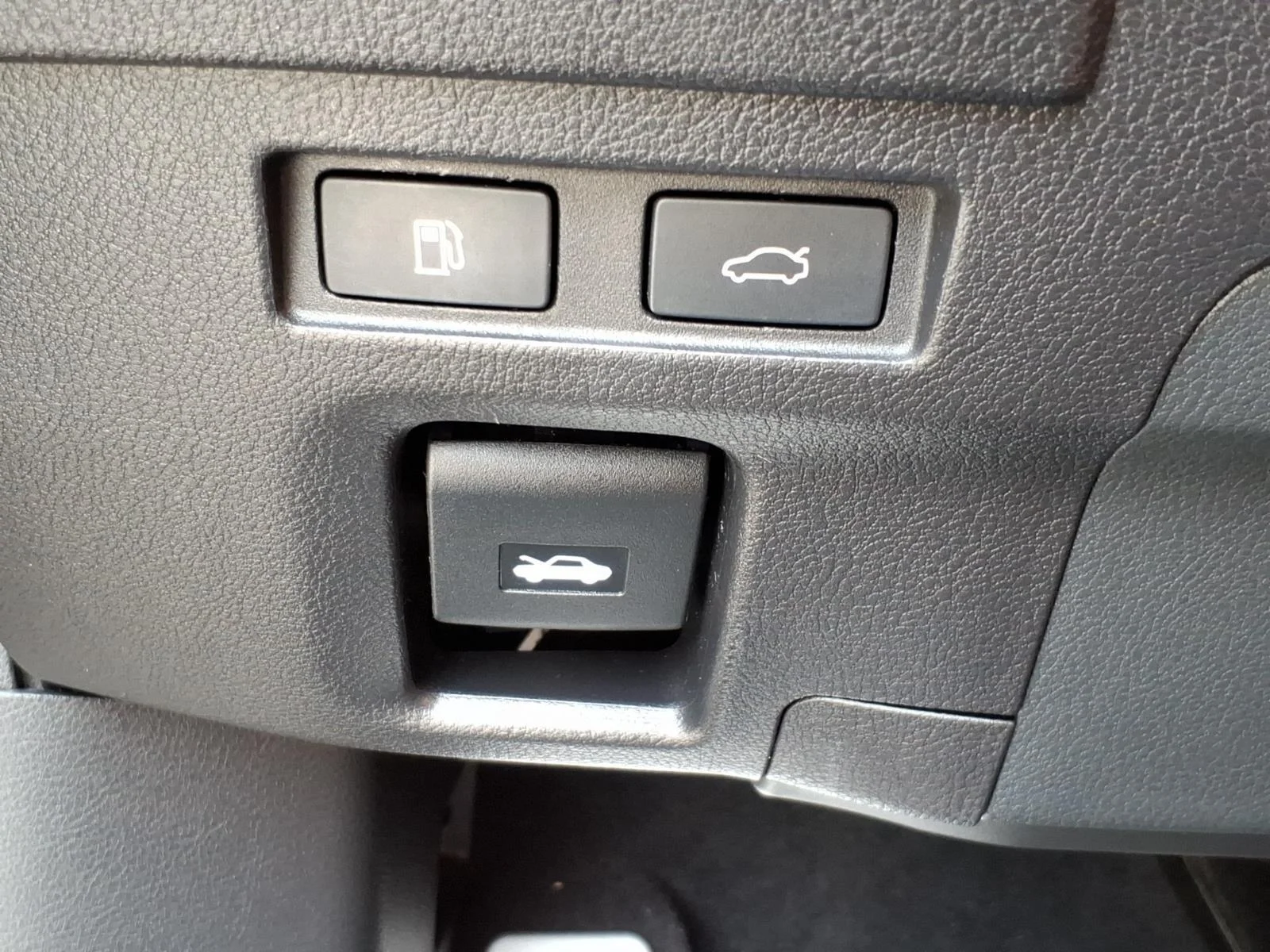 Used 2021 Obsidian Lexus ES 350 F SPORT image 17