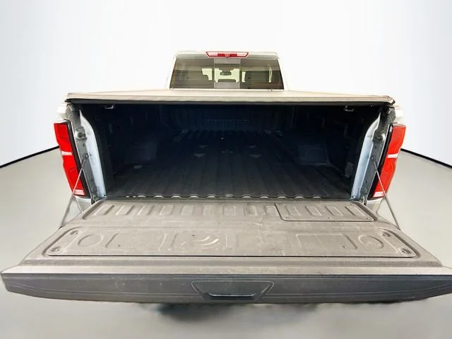 Used 2024 Gray Chevrolet ZR2 image 27