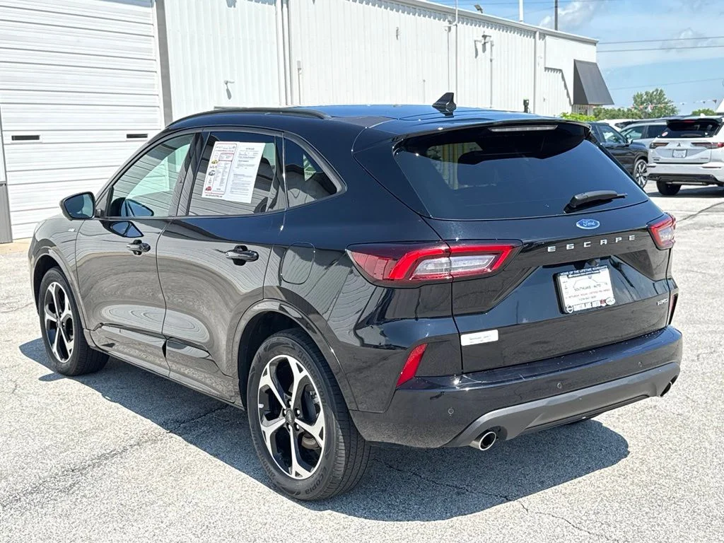 Used 2023 Black Ford ST-Line Select image 6
