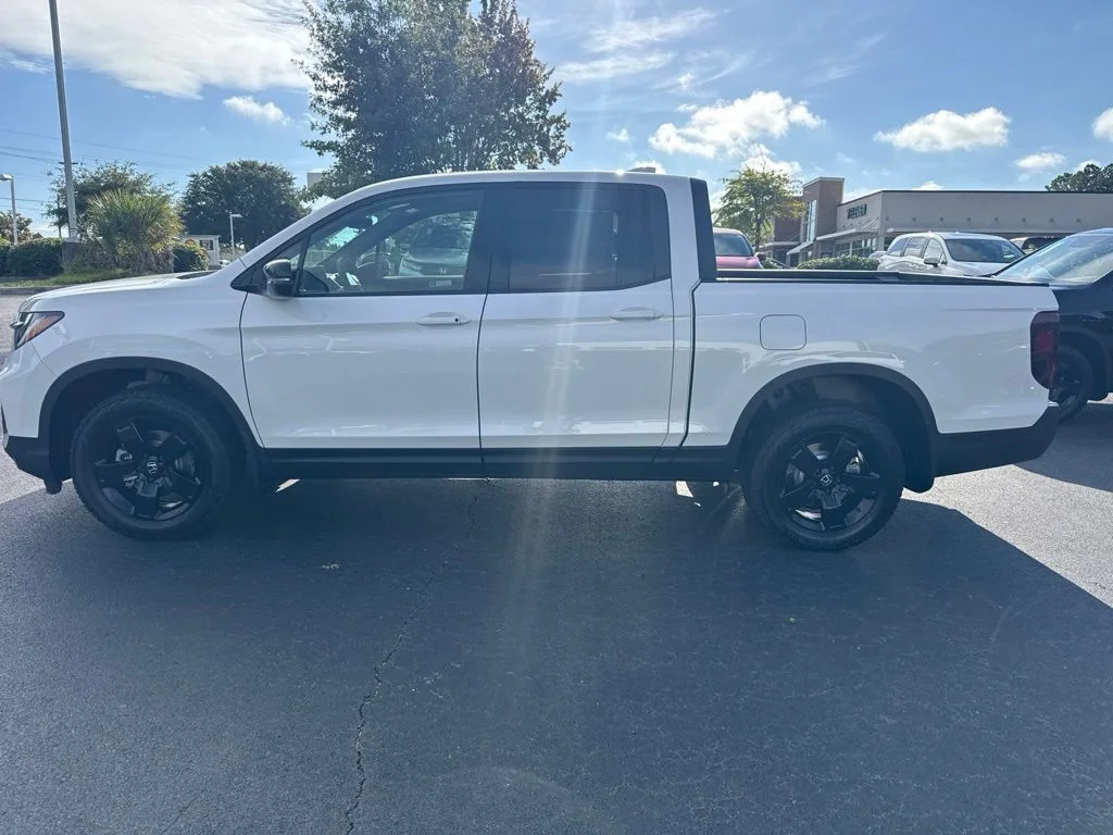 New 2026 Platinum White Pearl Honda Black Edition image 7