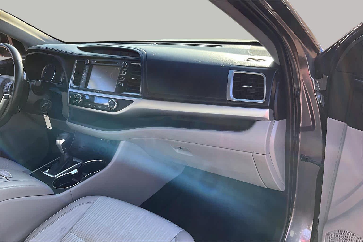 Used 2019 Predawn Gray Mica Toyota LE Plus image 17