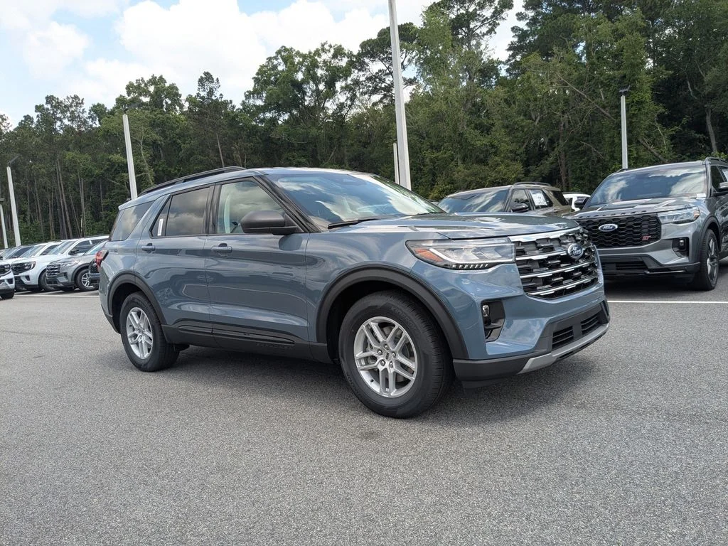2026 Ford Explorer's photo