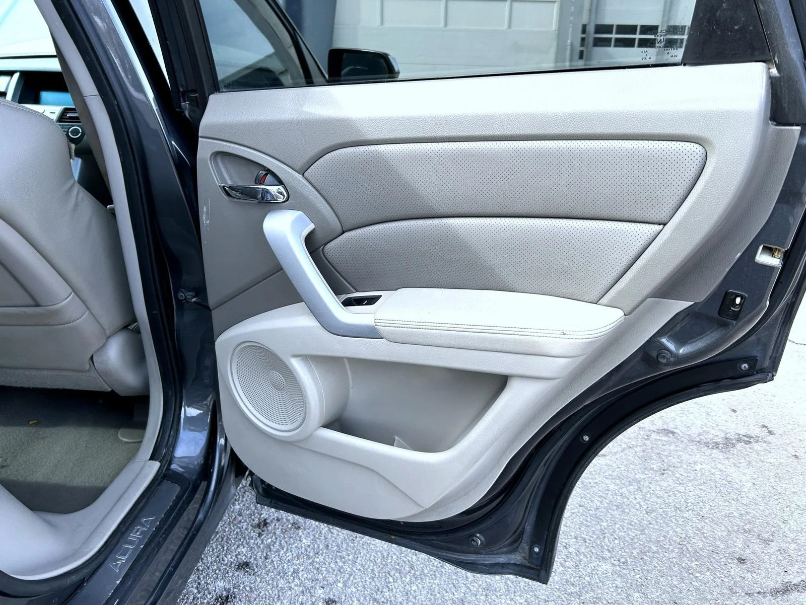 Used 2008 Gray Acura Base image 16