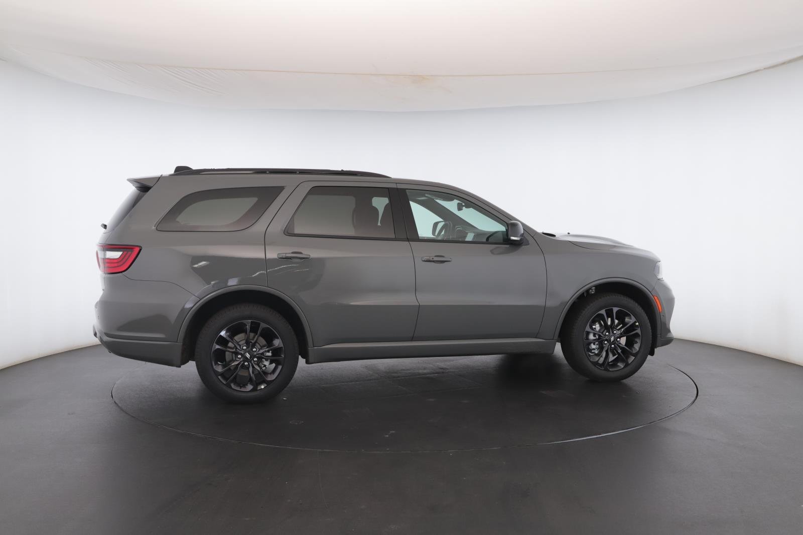 New 2026 Destroyer Gray Clear-Coat Exterior Paint Dodge GT Plus AWD image 30