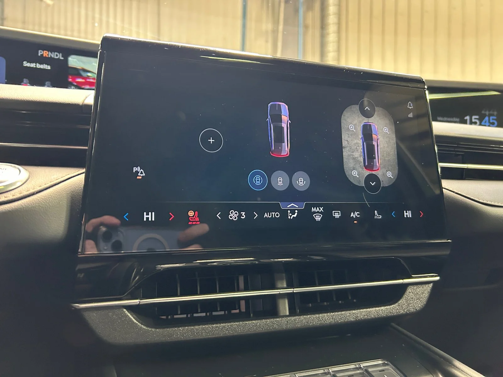 Used 2025 BLACK Lincoln PREMIERE AWD image 25