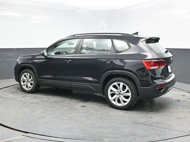 Used 2023 Black Volkswagen 1.5T S image 4