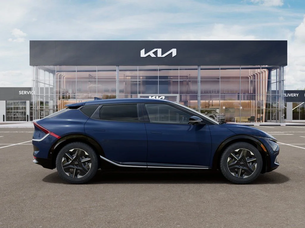 New 2026 Midnight Lake Blue Kia Wind image 7