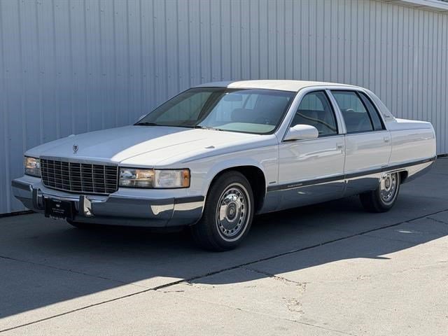 Used 1996 Cotillion White Cadillac 4DR SDN image 1