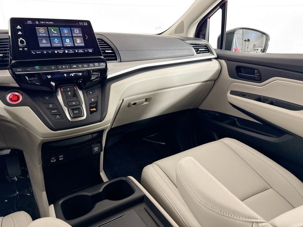2026 Honda Odyssey EX-L - Photo 9