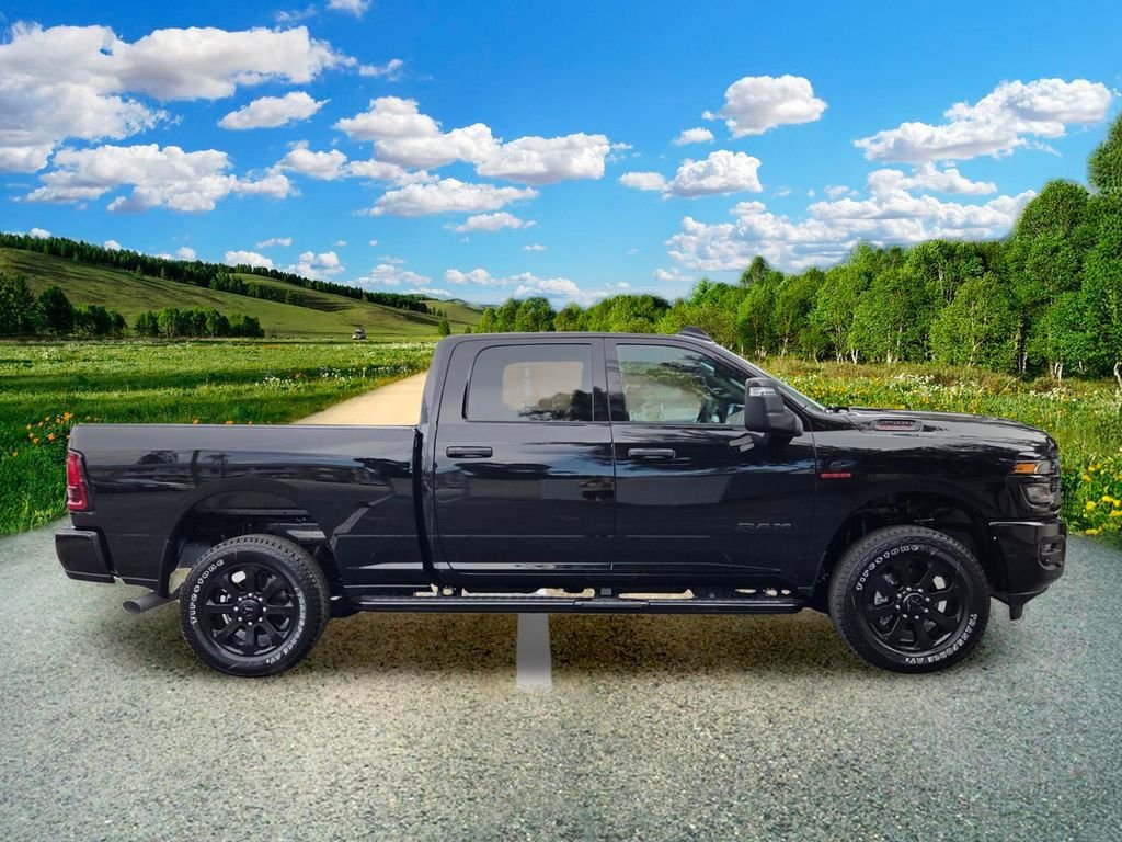 New 2026 Diamond Black Crystal Pearl-Coat Exterior Paint RAM Big Horn image 7