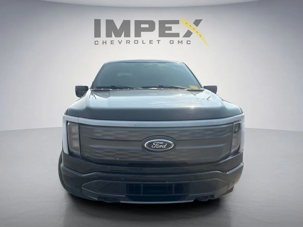 Used 2023 Black Ford Lariat image 8