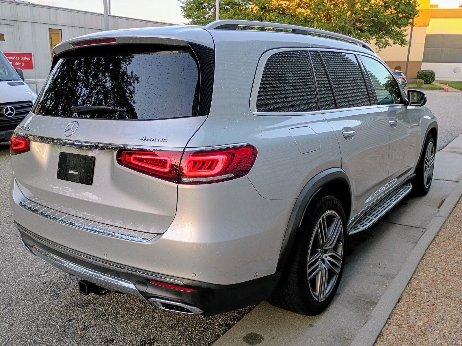 Used 2020 Iridium Silver Metallic Mercedes-Benz GLS 450 image 4