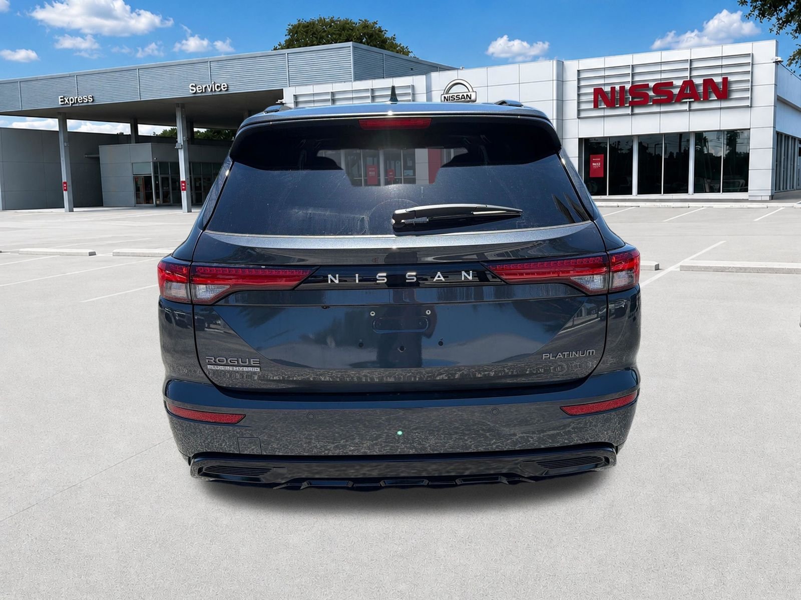 New 2026 Gray Nissan Platinum image 5