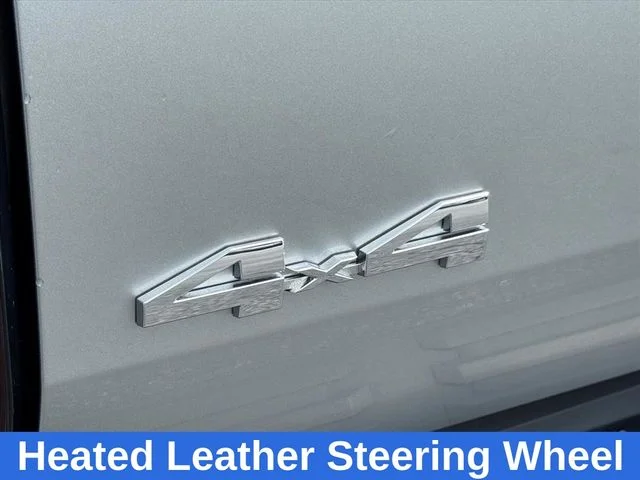 Used 2022 Silver Toyota SR5 image 17