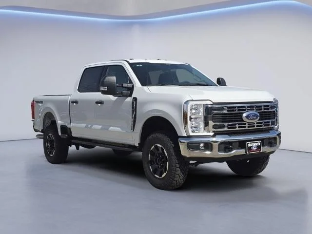 New 2026 Oxford White Ford F-250® XLT image 22