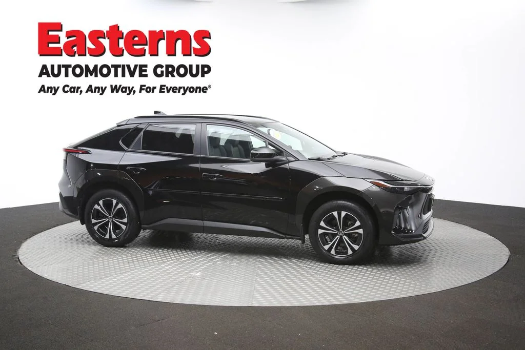 Used 2023 Black Toyota XLE image 46