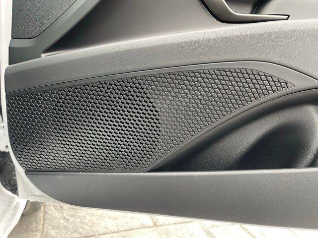 2025 Hyundai Elantra Blue - Photo 25