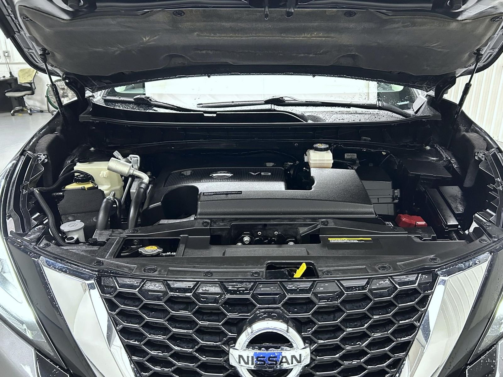 Used 2022 Gray Nissan SL image 24