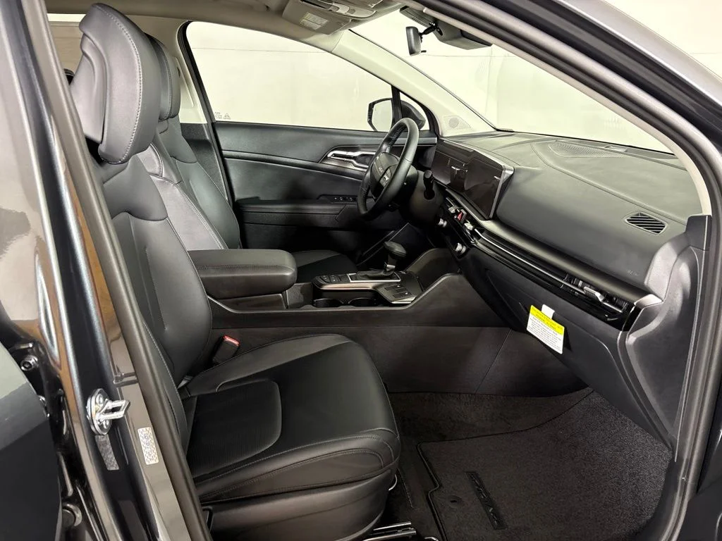 New 2026 Gravity Gray Kia EX image 16