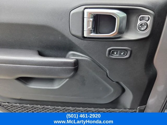 Used 2018 Billet Silver Metallic Jeep Unlimited Sport S image 33
