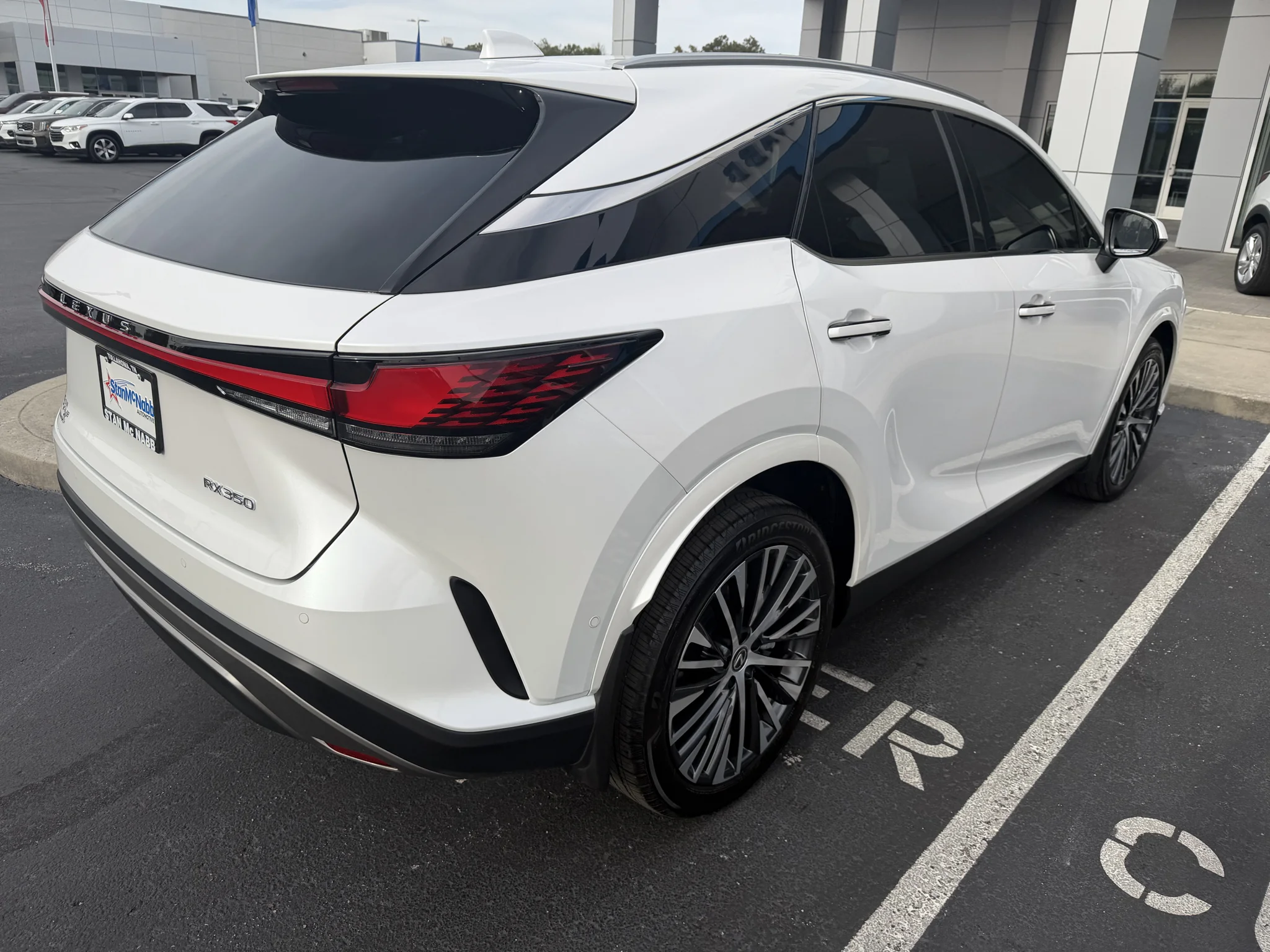 Used 2025 White Lexus RX 350 image 6