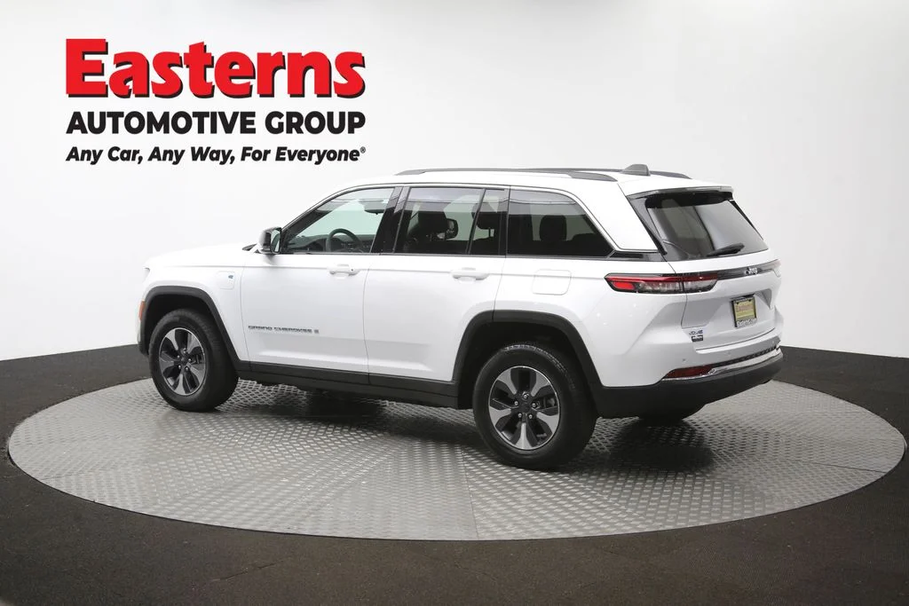 Used 2022 White Jeep 4xe image 66